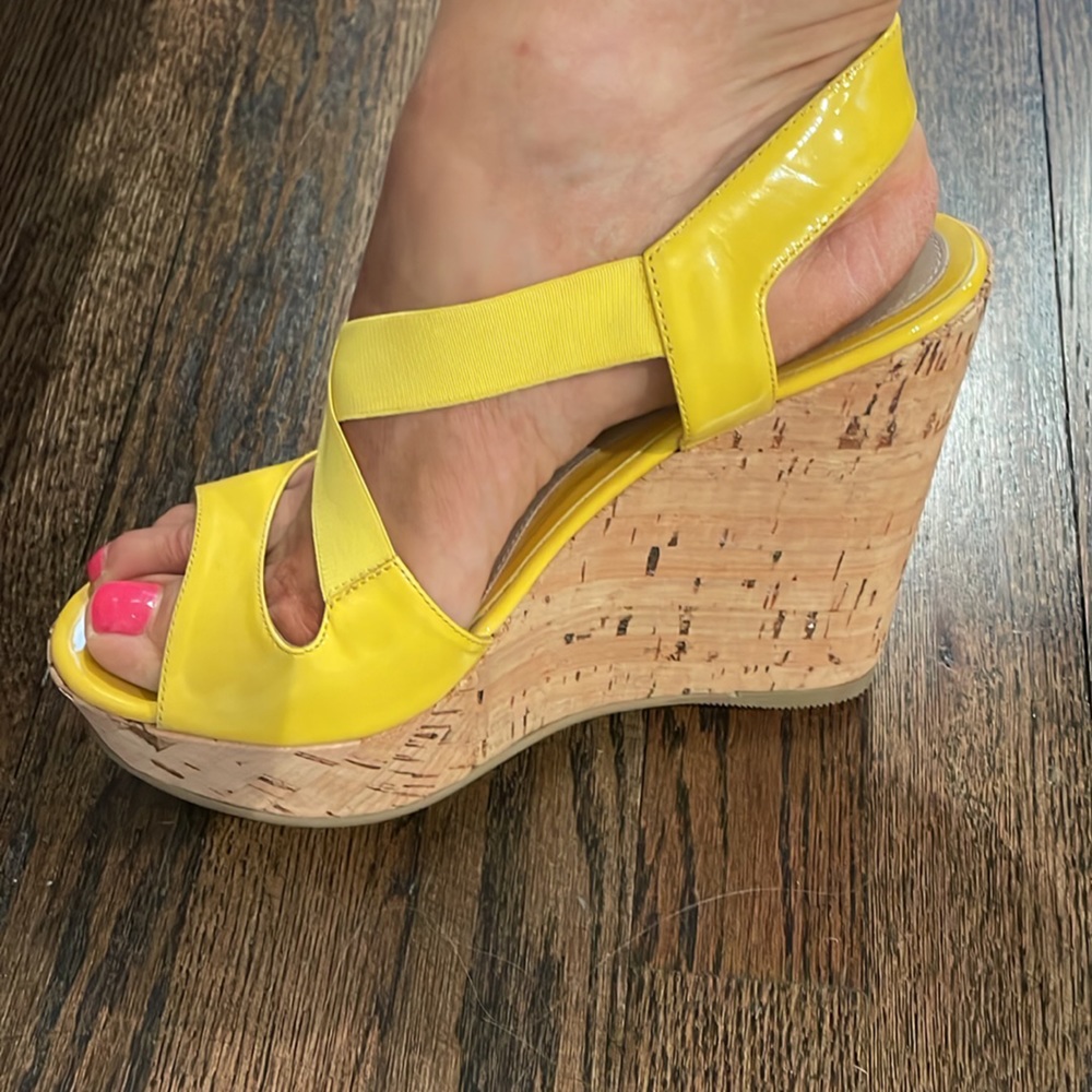 Fendi,platform wedge, patent yellow, size 7.5, (37.5). Excellent condition!